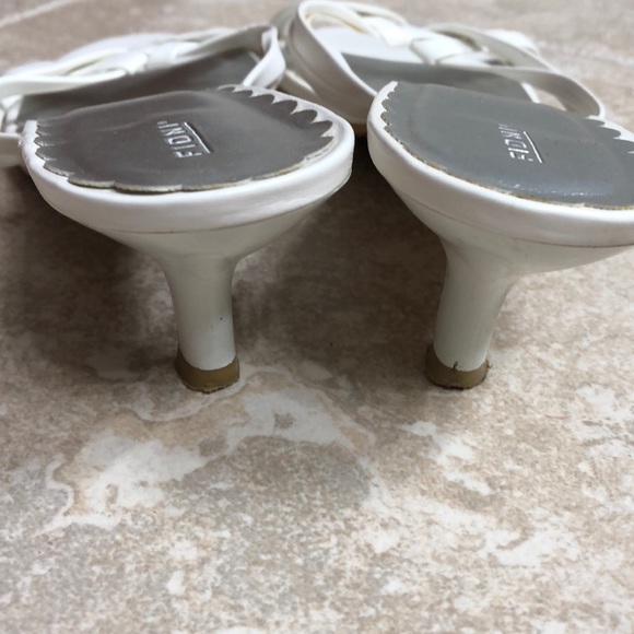 Fioni - Picture 3 of 7